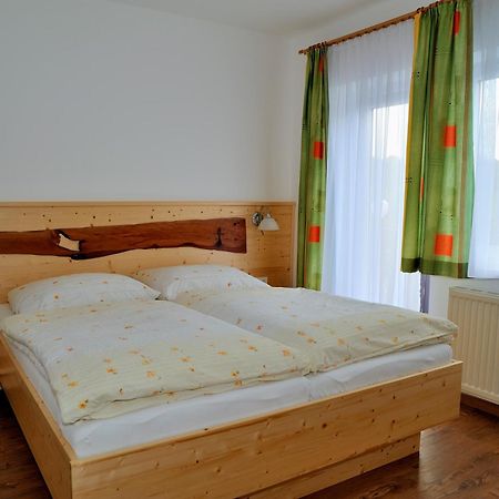 Hotel Gasthof Zur Kirche Kottes Esterno foto
